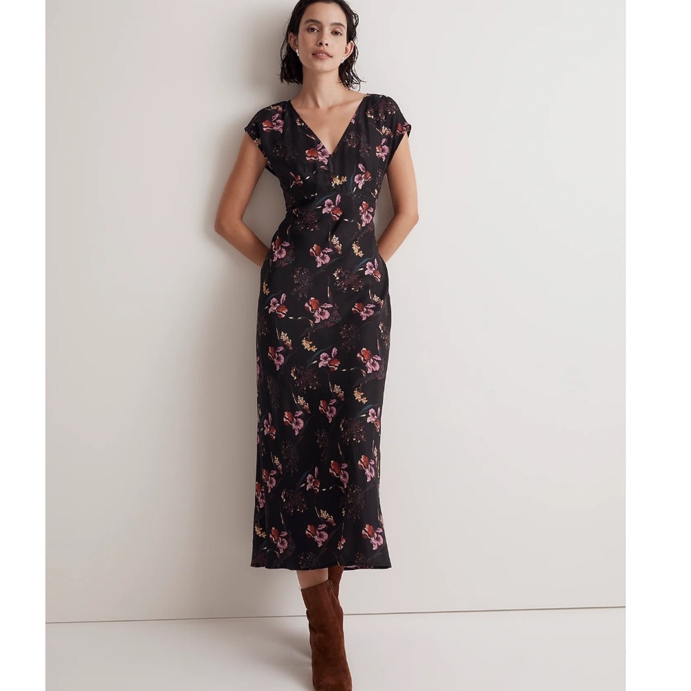 NWT Madewell Wide V-Neck Midi Dress